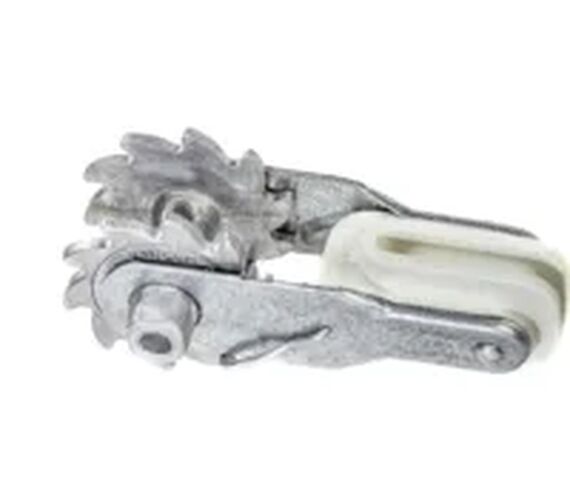 Hi strain insulator clip